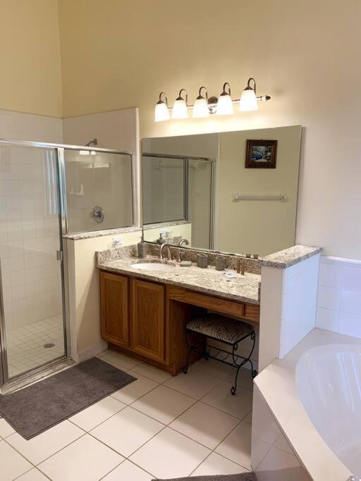 Minutes To Disney! Spacious Home W/ Private Pool, Themed Rooms! Orlando Exteriör bild